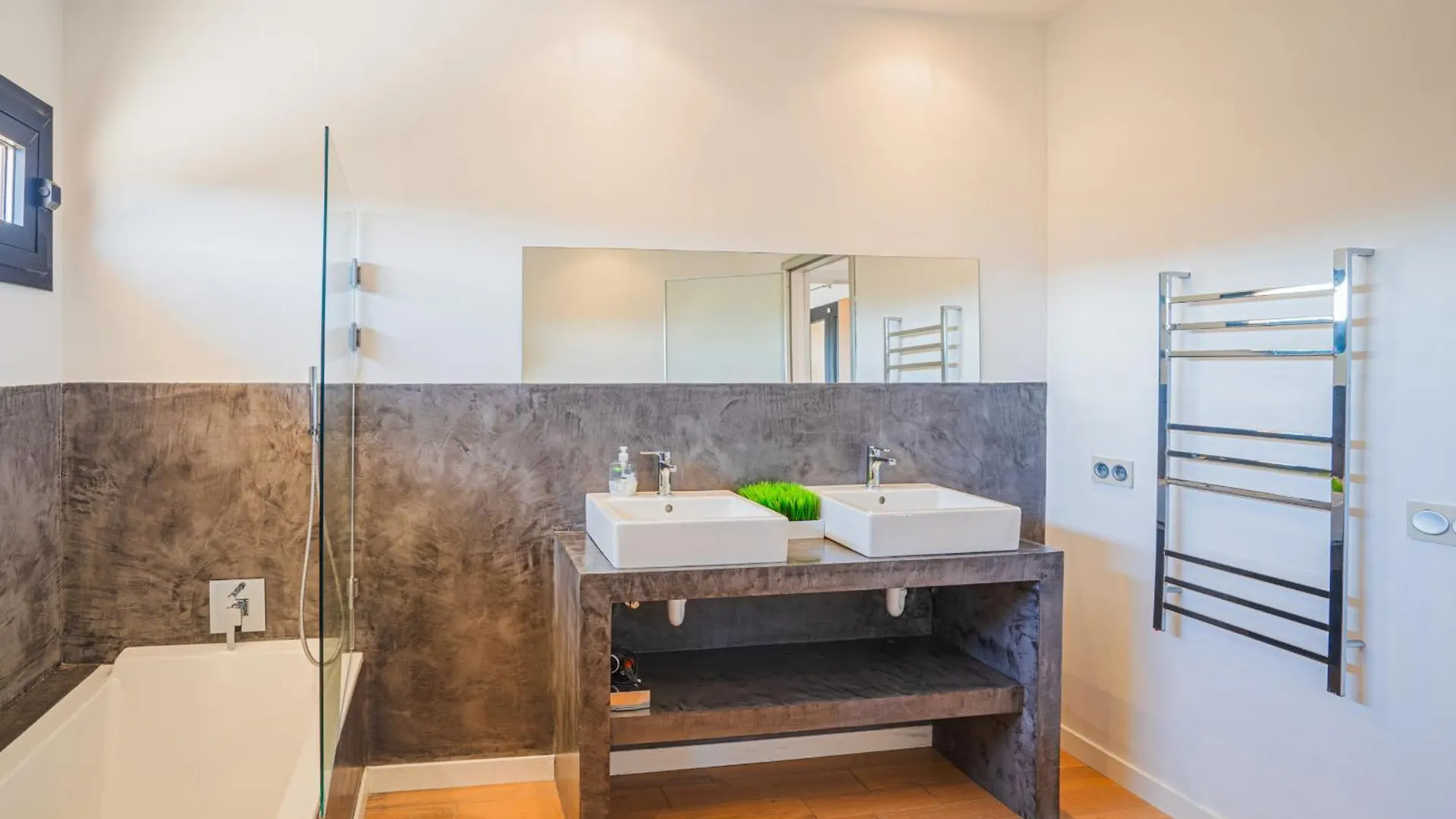 Villa Flor De Sal A Sa Canoveta By Bebreeze Campos
